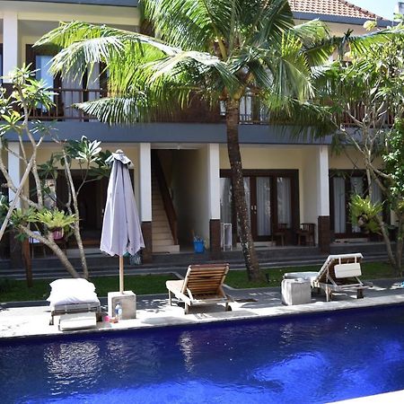 Dabumito Guest House Canggu  Bagian luar foto