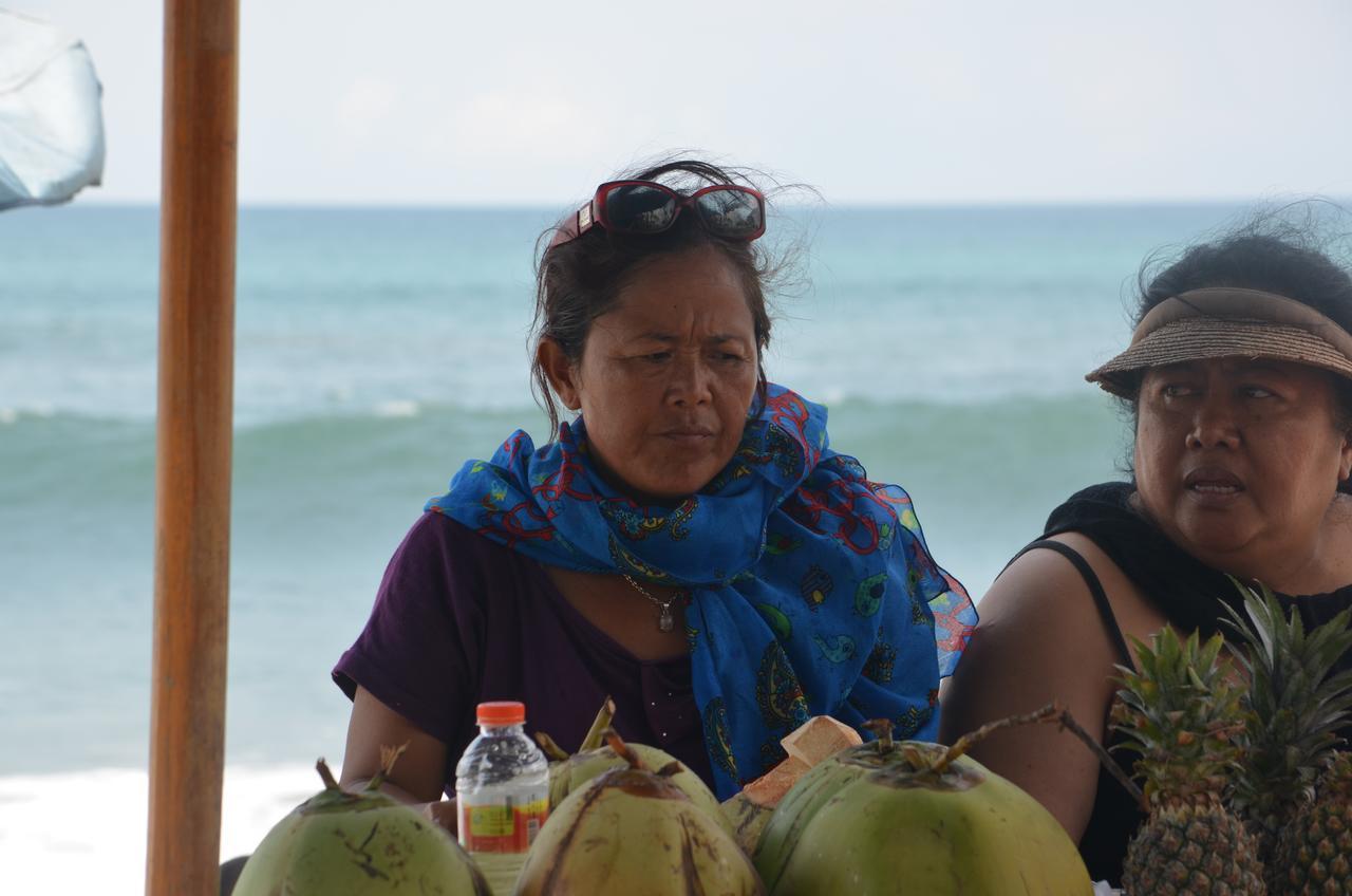 Dabumito Guest House Canggu  Bagian luar foto