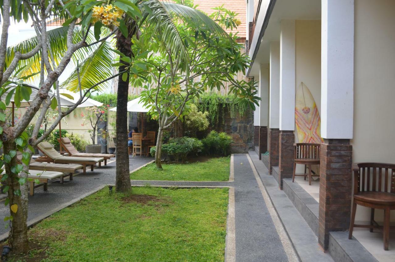 Dabumito Guest House Canggu  Bagian luar foto